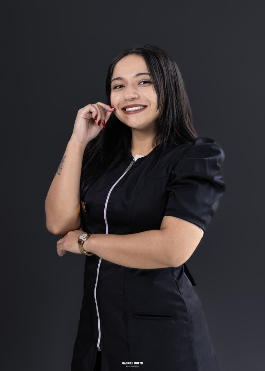 Sabrina, nail designer profissional